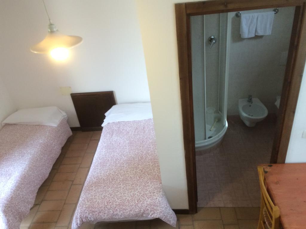 Torre Mannella Hotel Città Sant'Angelo Esterno foto