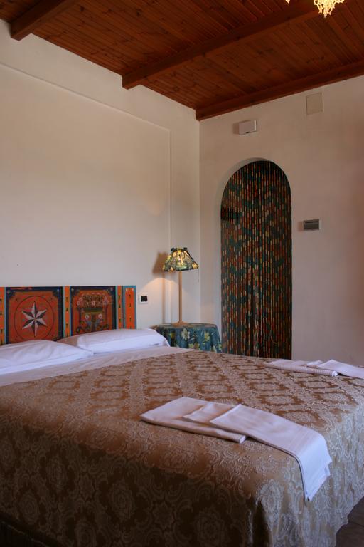 Torre Mannella Hotel Città Sant'Angelo Esterno foto